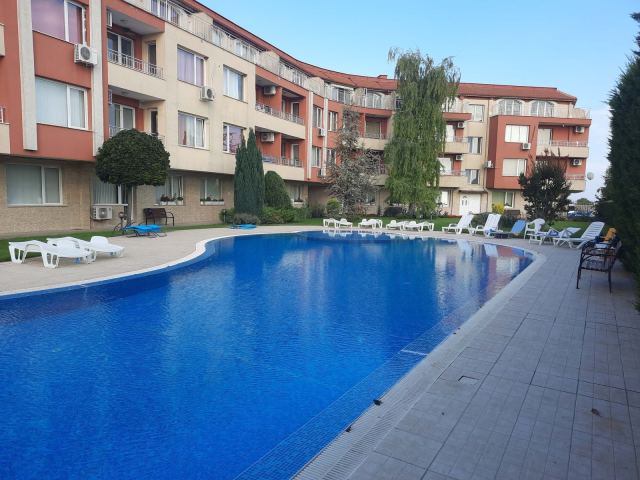 BULGARIEN: 2-Zi-Wohnung zur Dauermiete in VARNA