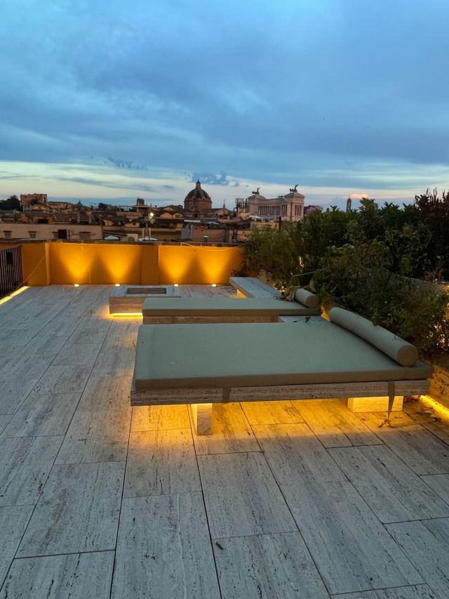 Rom Altstadt: Penthouse mit zwei Panoramaterrassen